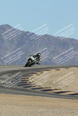 media/Oct-05-2025-CVMA (Sun) [[beeef4f201]]/Race 16-Formula Middleweight/